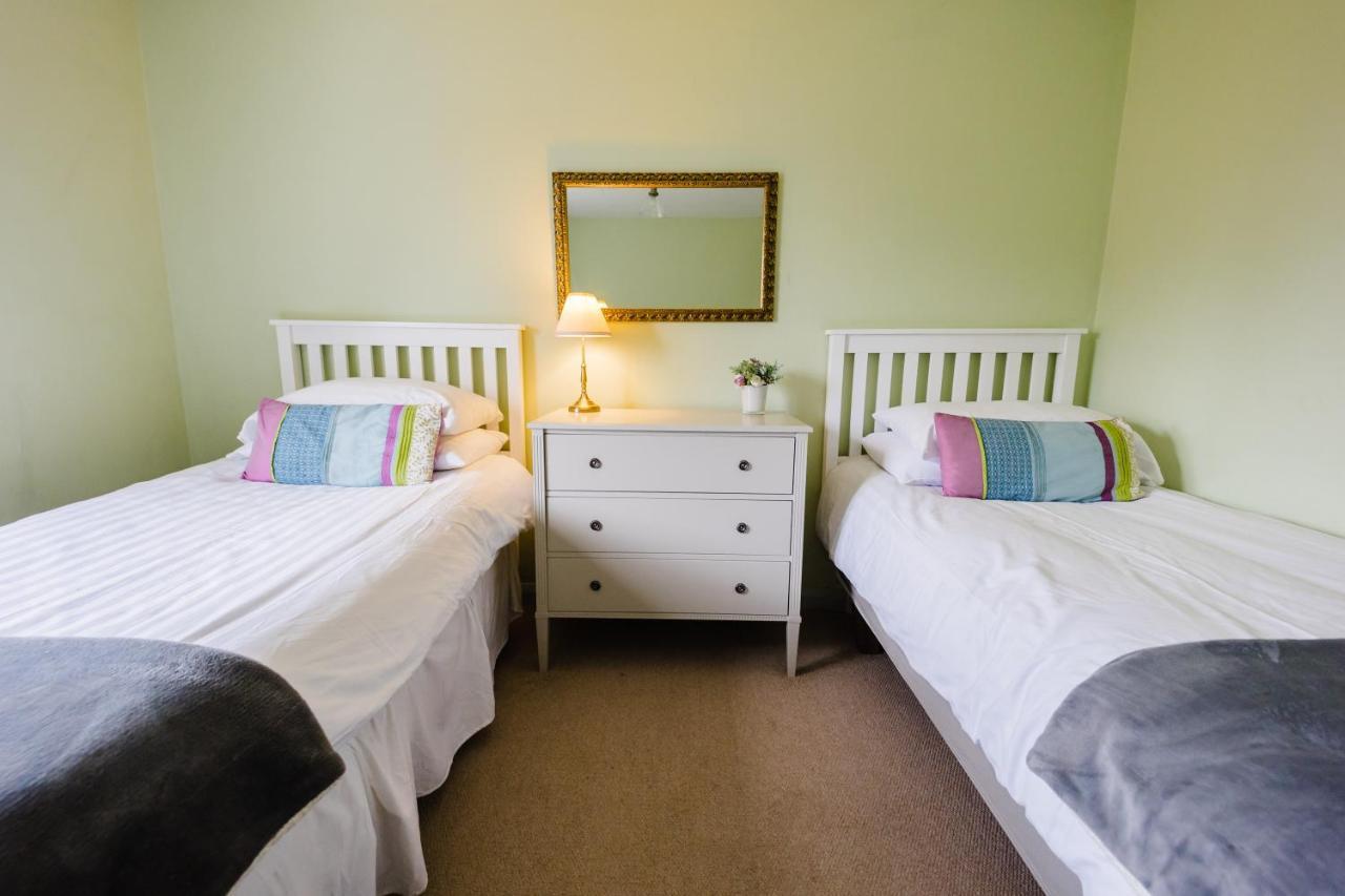 May Tree Cottage Manorbier 5 Mins From The Beach Sleeps 4 Zewnętrze zdjęcie