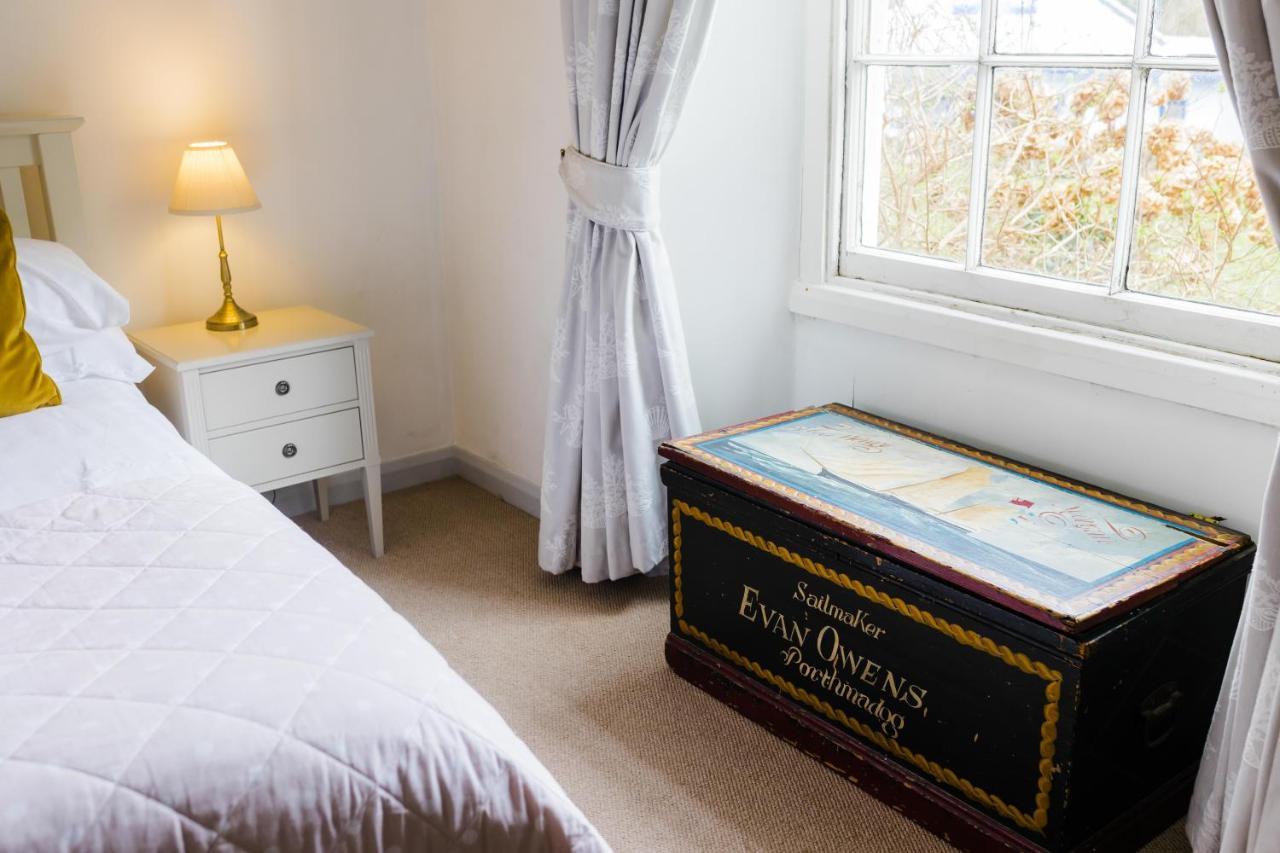 May Tree Cottage Manorbier 5 Mins From The Beach Sleeps 4 Zewnętrze zdjęcie
