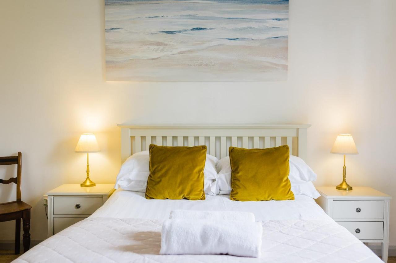 May Tree Cottage Manorbier 5 Mins From The Beach Sleeps 4 Zewnętrze zdjęcie